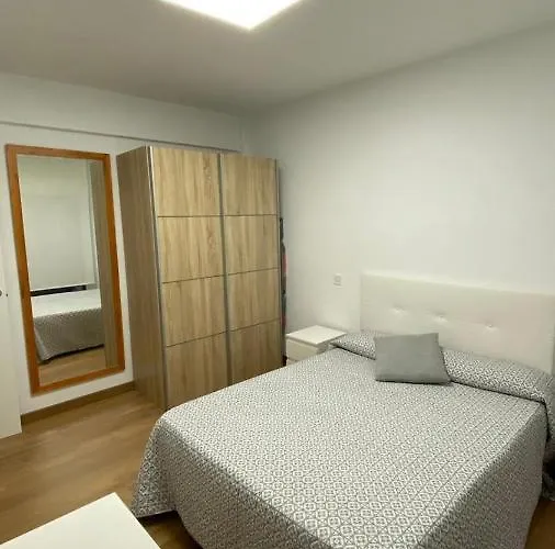 Piso Nuevo Bien Situado En Σανταντέρ